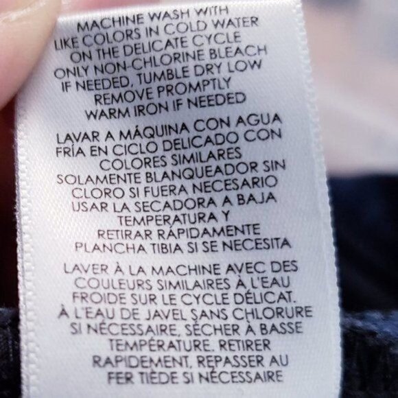 Cabi‎ Curvy Dusk Destructed Skinny Jeans Dark Wash Distressed Denim Jeans sz 2 - Picture 12 of 12